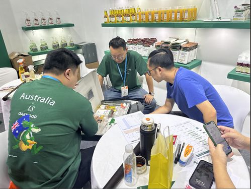 奧克伍德oakwood亮相中國日用百貨商品交易會，一站式皮具護理引發(fā)廣泛關注